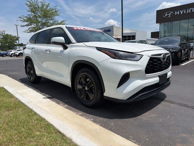 2023 Toyota Highlander L