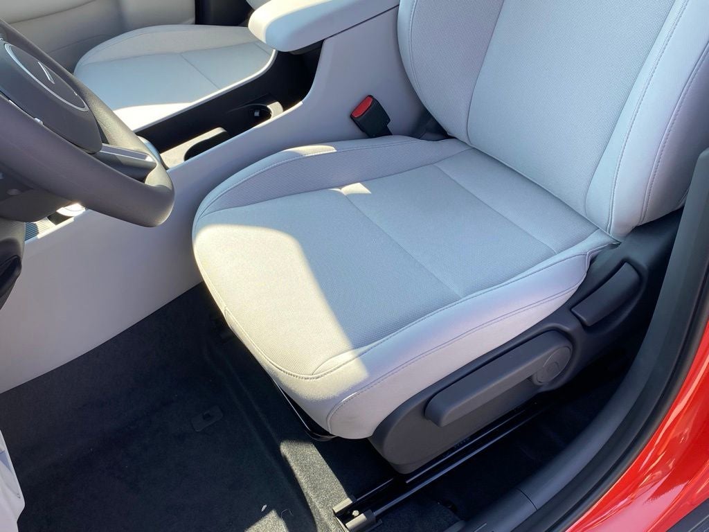 2027 Hyundai Kona SE