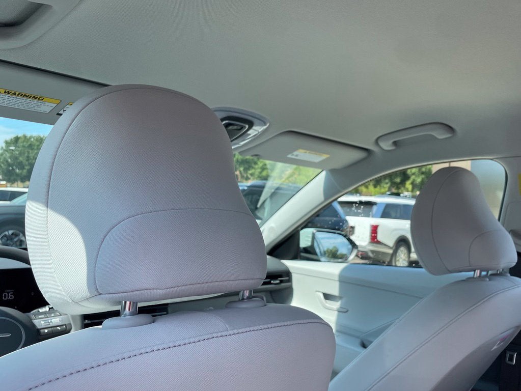 2027 Hyundai Kona SE