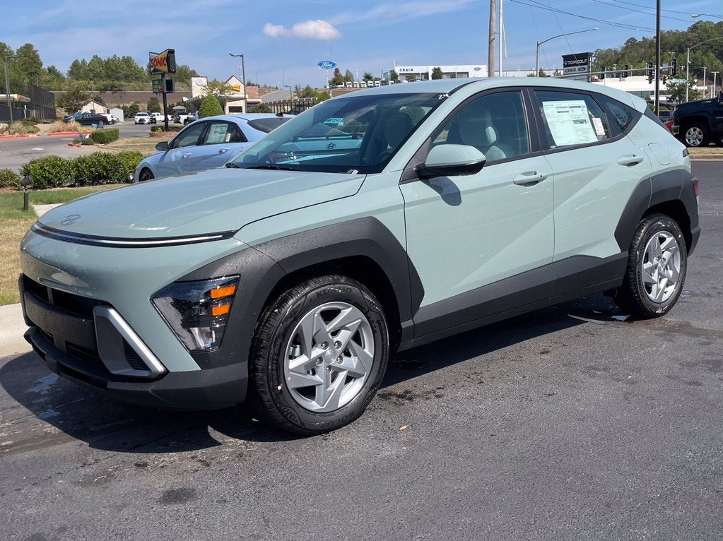 2027 Hyundai Kona SE