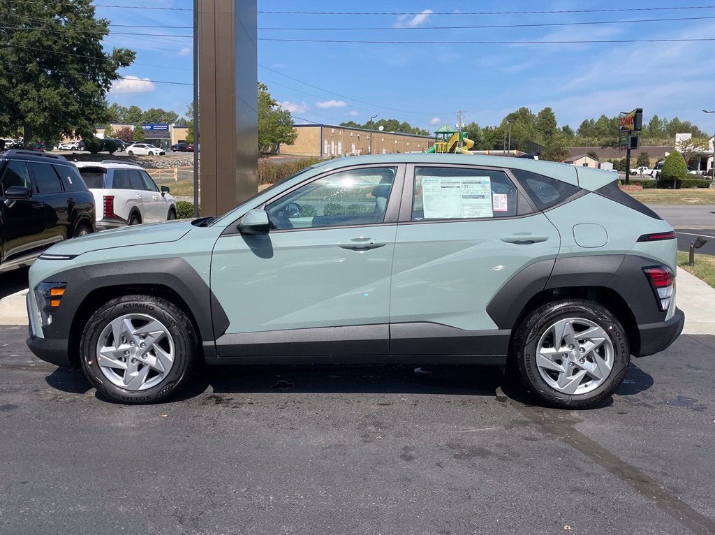 2027 Hyundai Kona SE