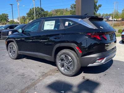 2026 Hyundai Tucson Hybrid Blue SE
