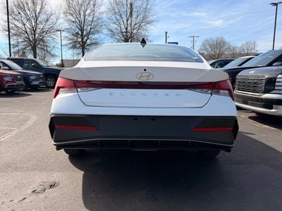 2026 Hyundai Elantra SE