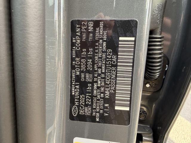 2026 Hyundai Elantra SE