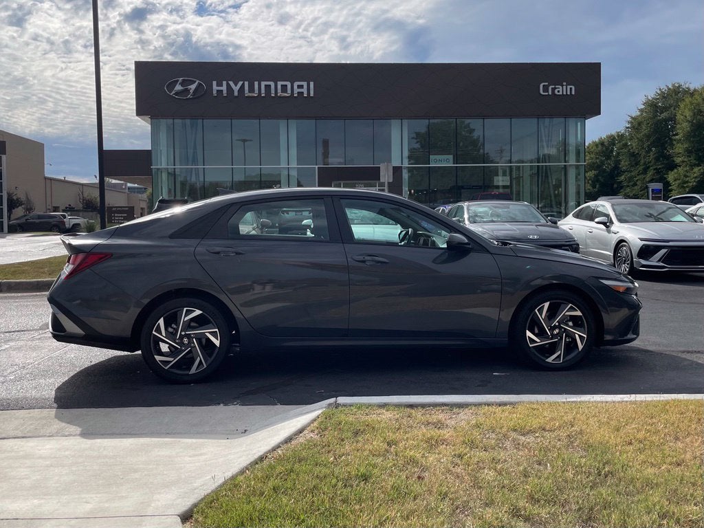 2025 Hyundai Elantra SEL Sport One Owner, Clean CarFax