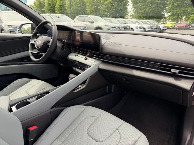 2026 Hyundai Elantra Hybrid Limited