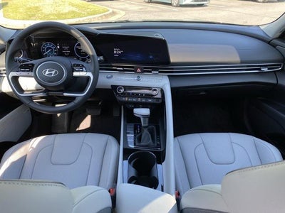 2025 Hyundai Elantra Hybrid Limited