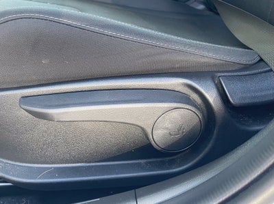 2025 Hyundai Elantra SEL Convenience Moonroof, Clean CarFax, One Owner