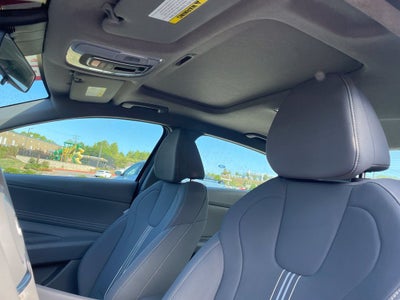 2025 Hyundai Elantra SEL Convenience CARFAX 1-Owner