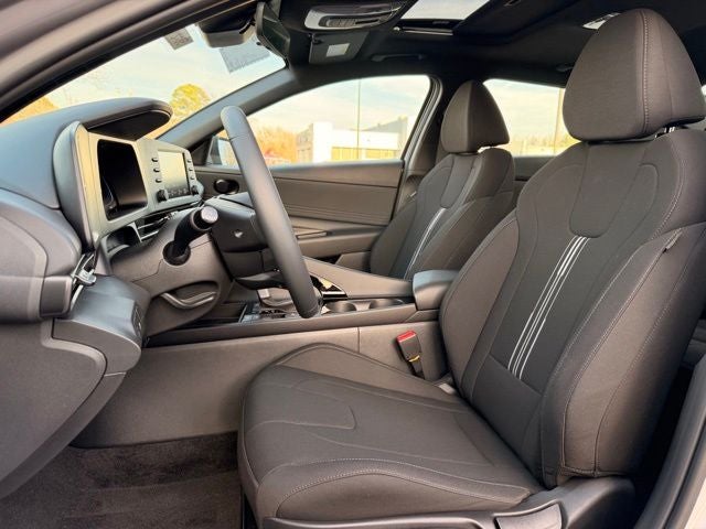 2026 Hyundai Elantra SEL - Photo 24