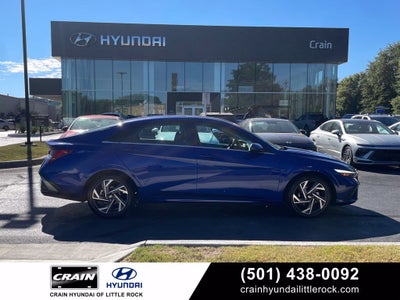 2025 Hyundai Elantra SEL Convenience Moonroof, One Owner
