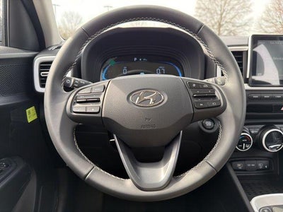 2026 Hyundai Venue SEL w/Two-Tone Roof