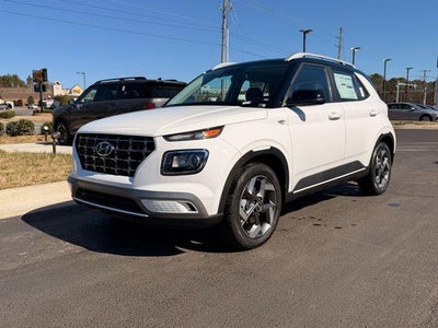 2026 Hyundai Venue SEL w/Two-Tone Roof