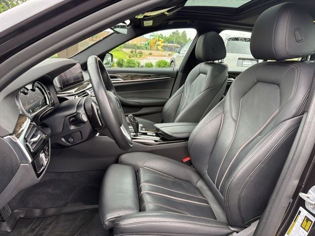 2019 BMW 5 Series 540i