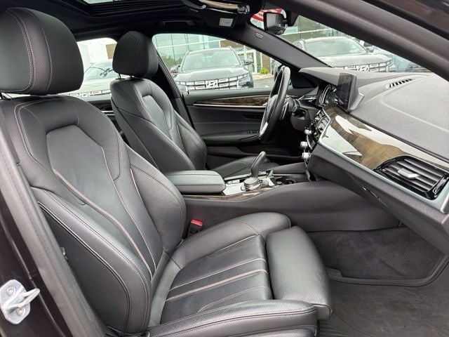 2019 BMW 5 Series 540i