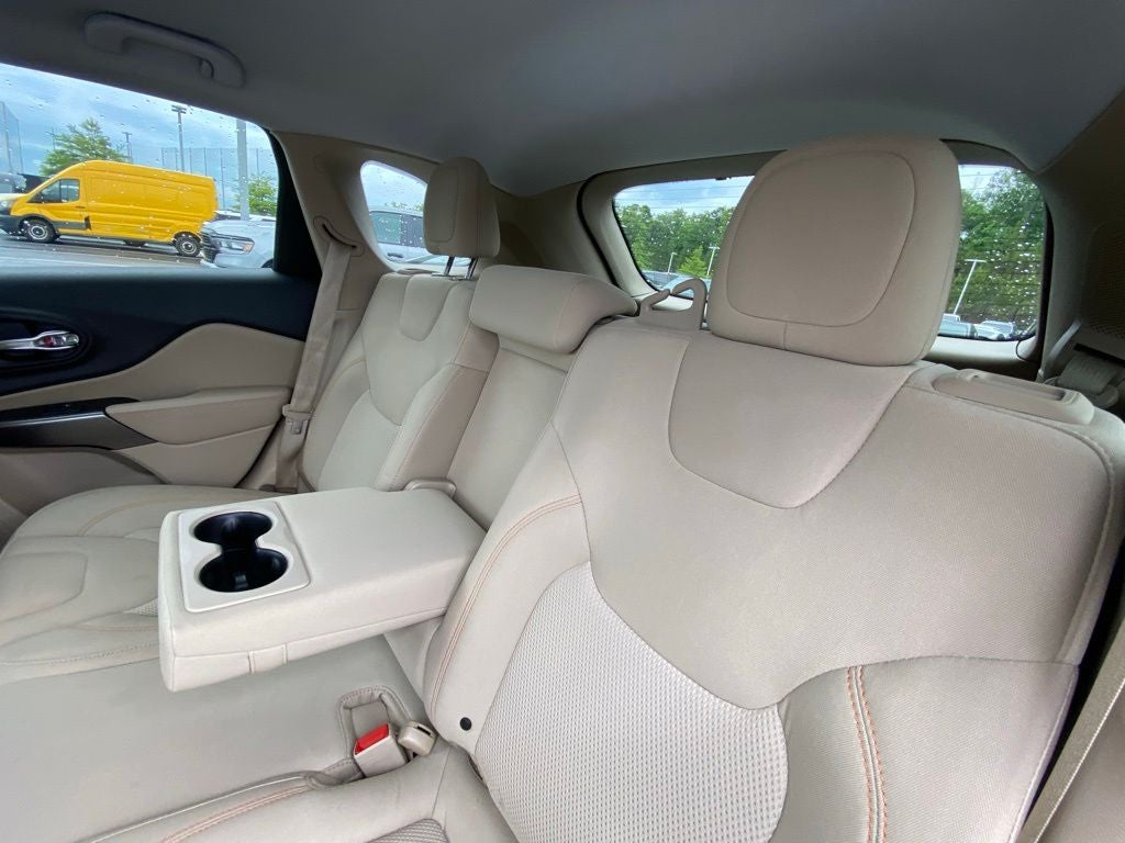 2019 Jeep Cherokee Latitude