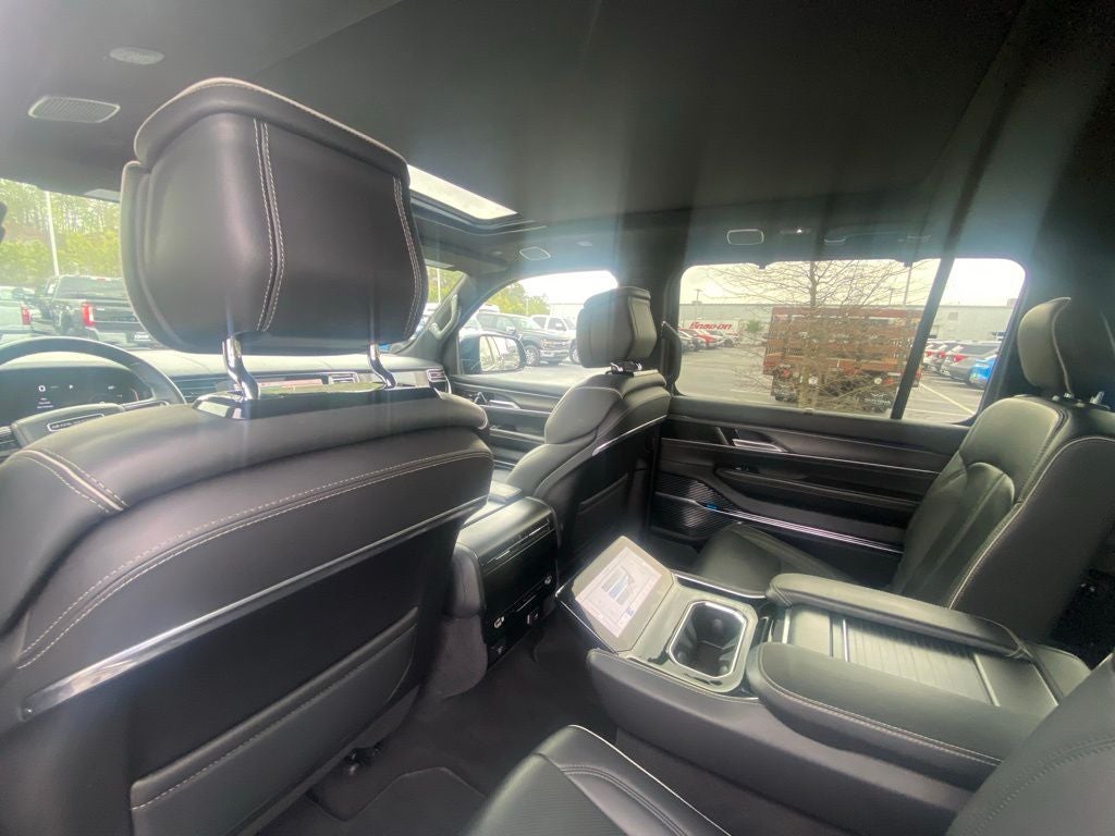 2024 Jeep Grand Wagoneer L Series II