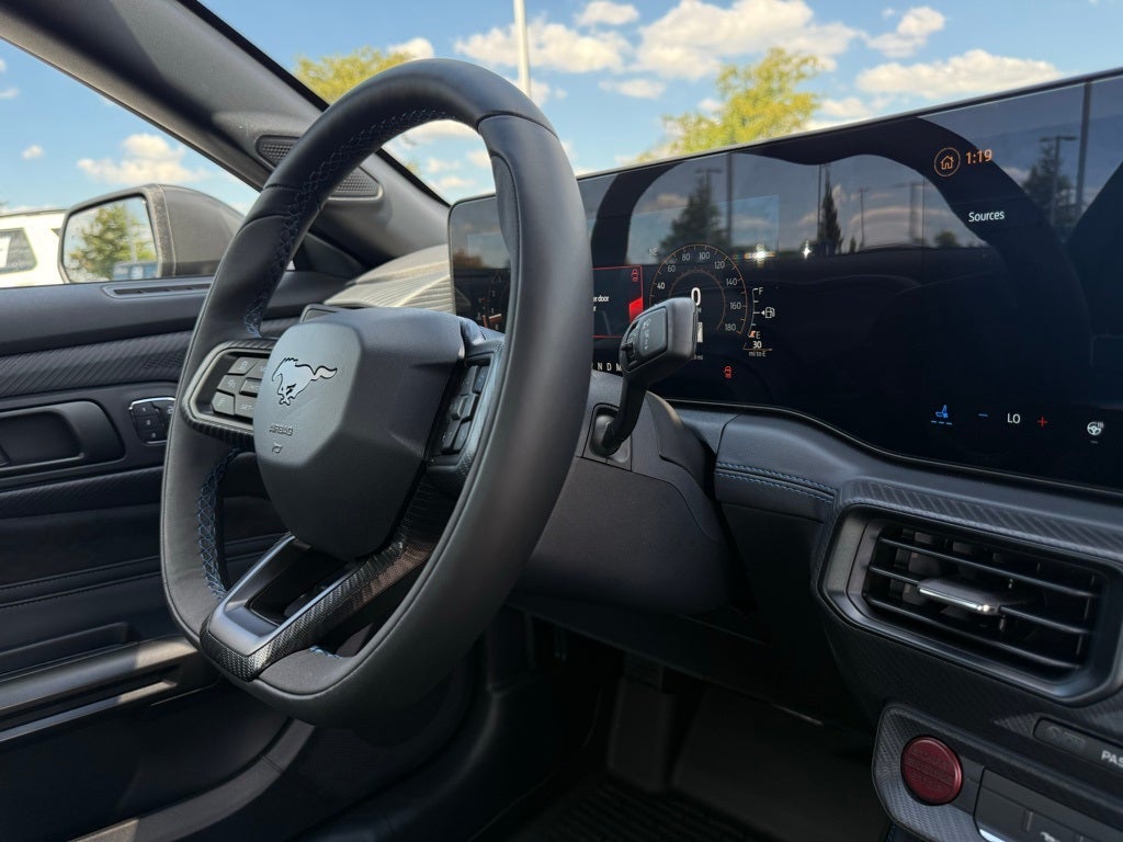 2025 Ford Mustang Dark Horse