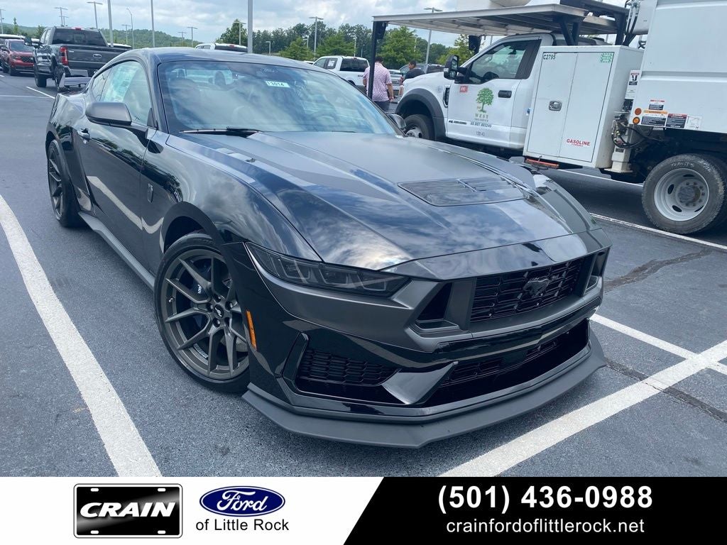 2026 Ford Mustang Dark Horse