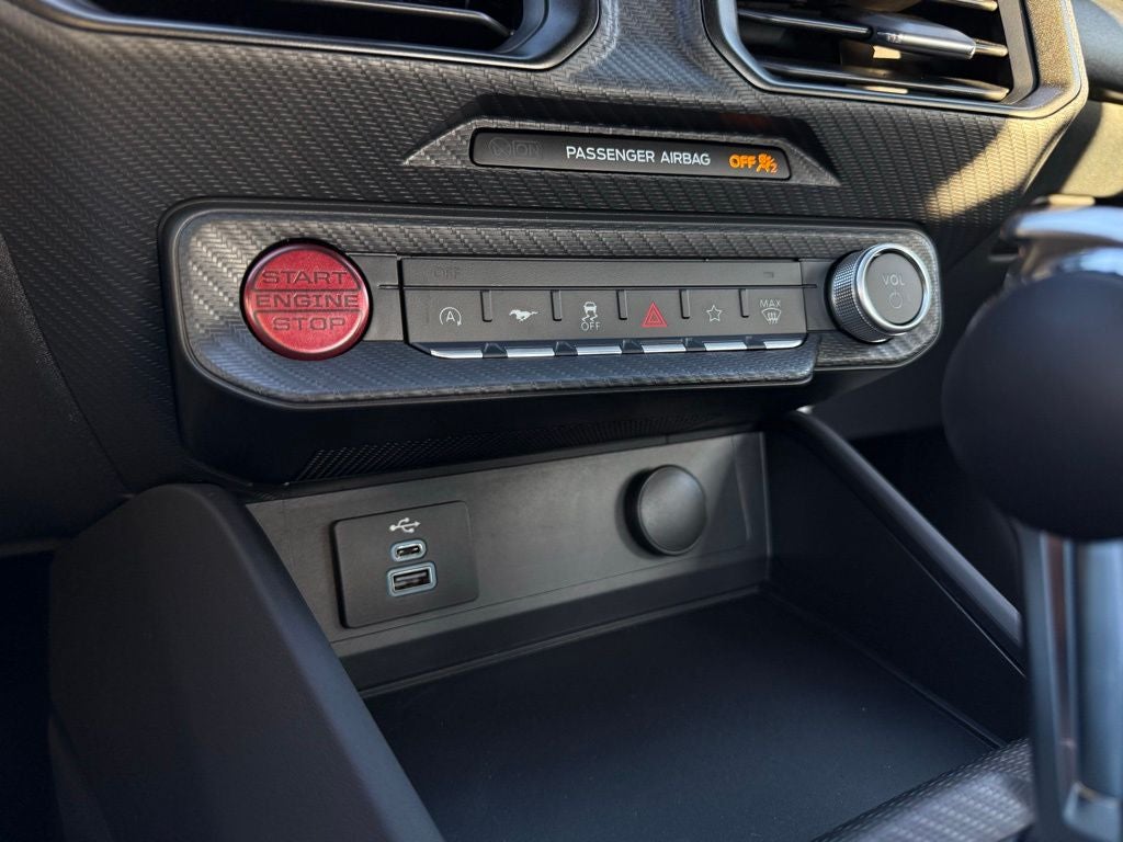 2025 Ford Mustang EcoBoost