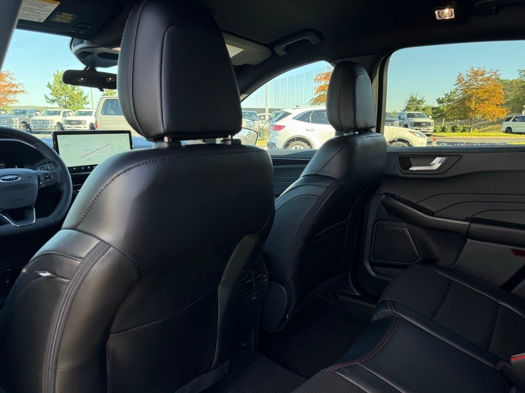 2026 Ford Escape Hybrid ST-Line Select