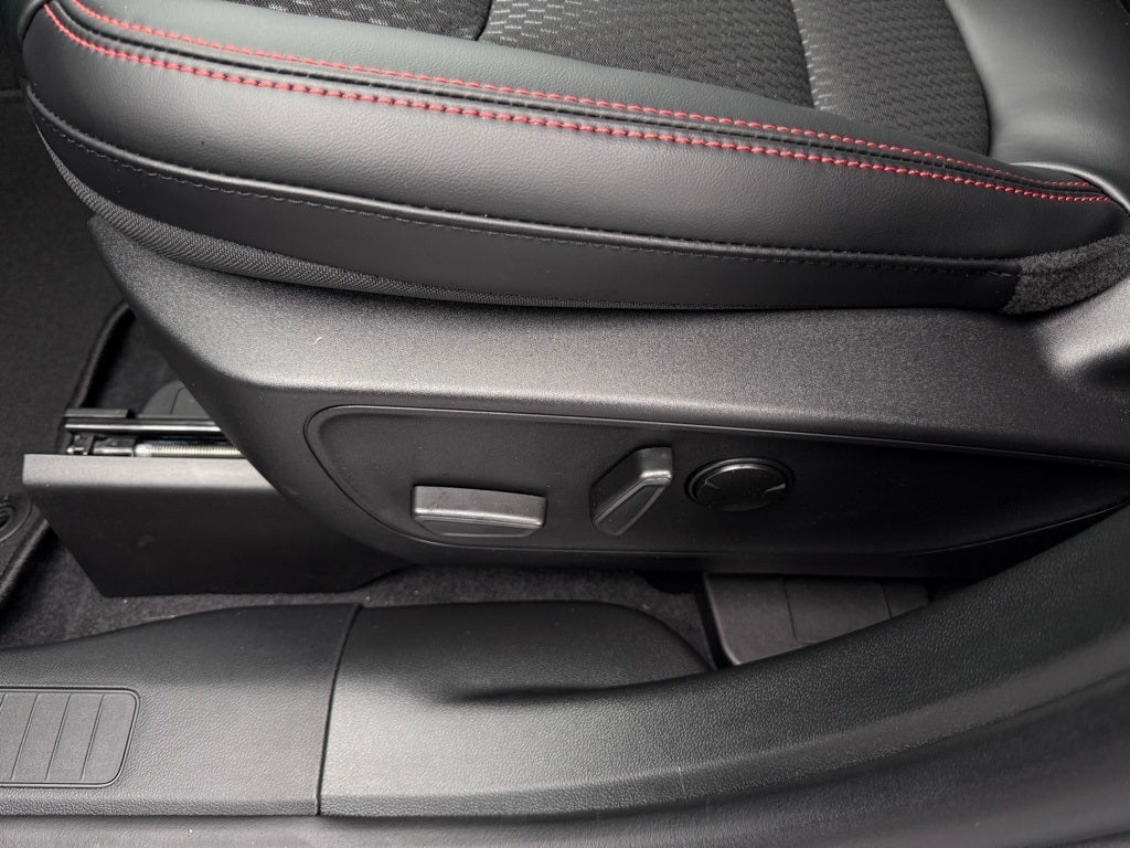 2026 Ford Escape Hybrid ST-Line Select