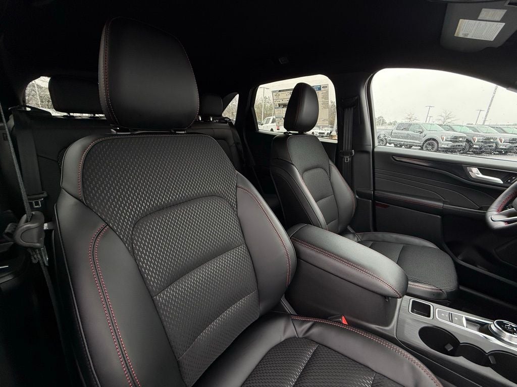 2026 Ford Escape Hybrid ST-Line Select