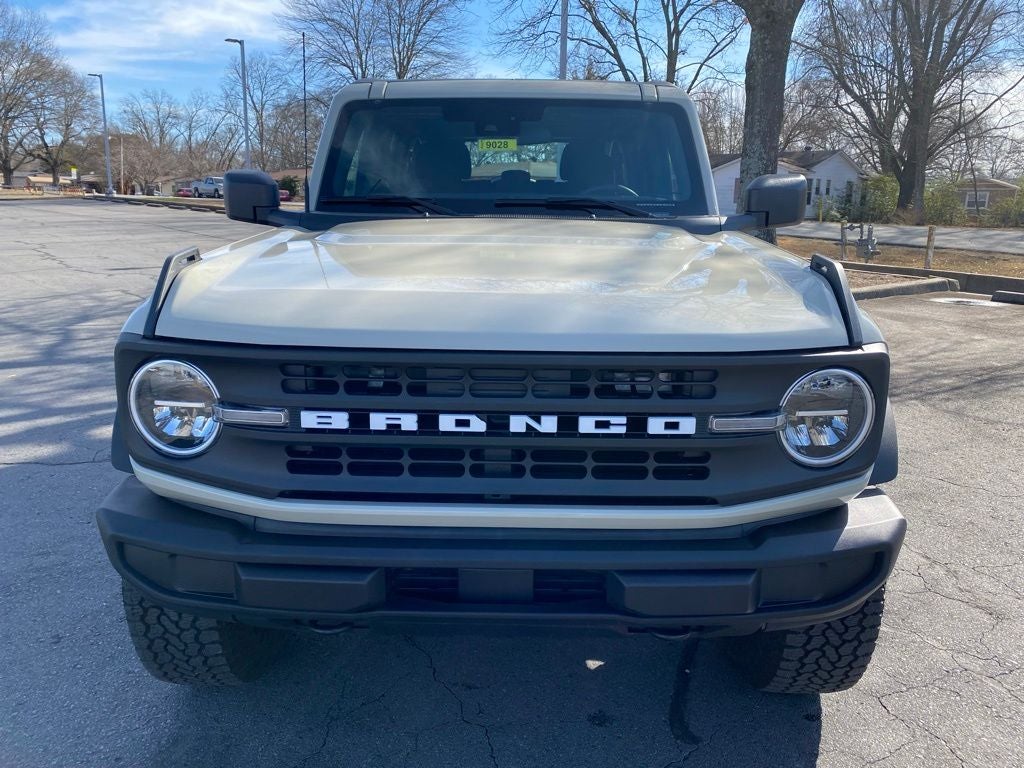 2025 Ford Bronco Base
