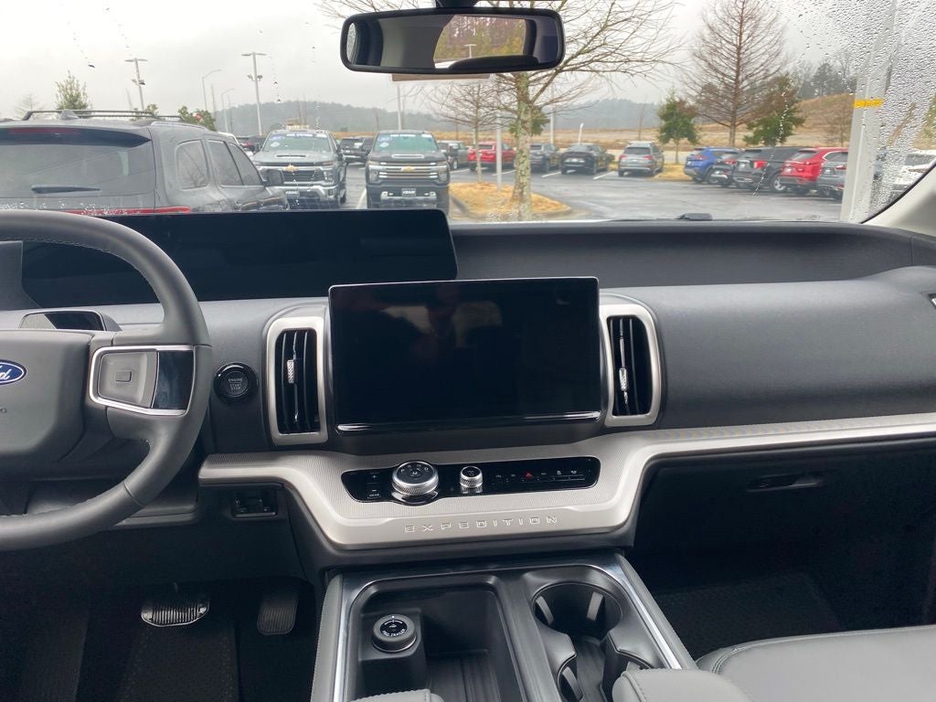 2026 Ford Expedition Active