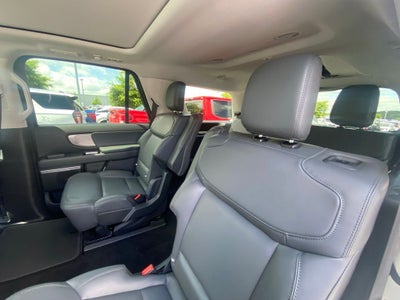 2026 Ford Expedition Active