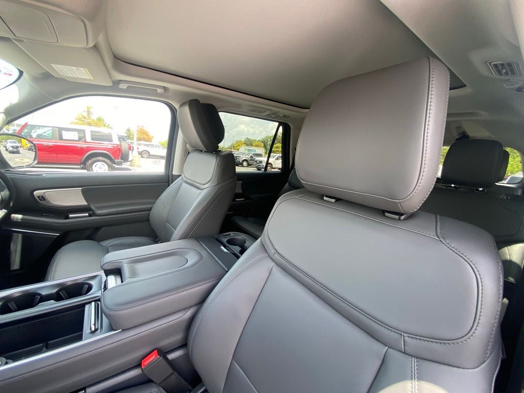 2027 Ford Expedition Active
