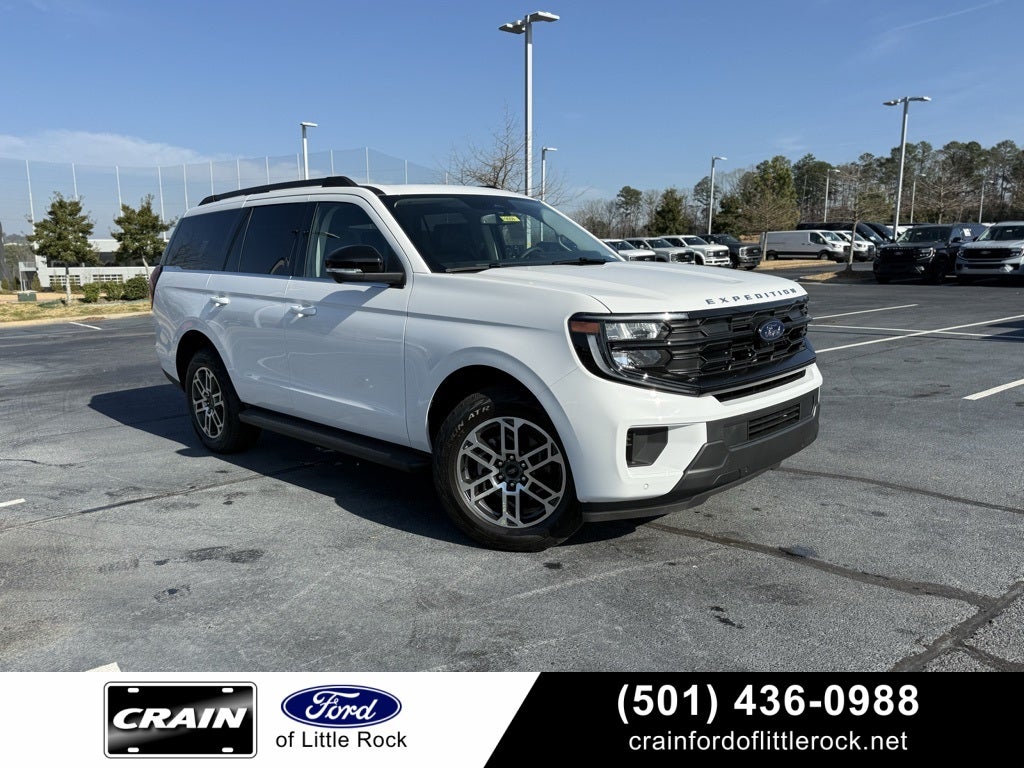 2025 Ford Expedition Active