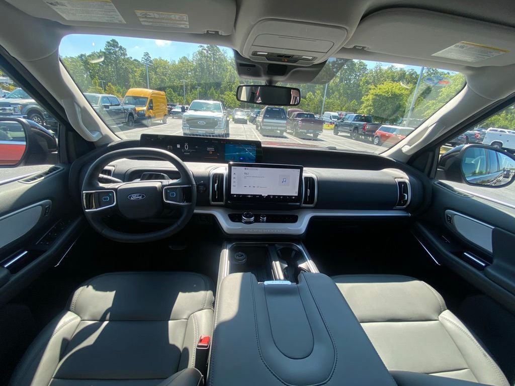 2027 Ford Expedition Active