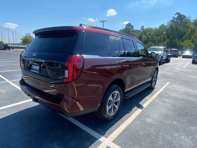 2027 Ford Expedition Active