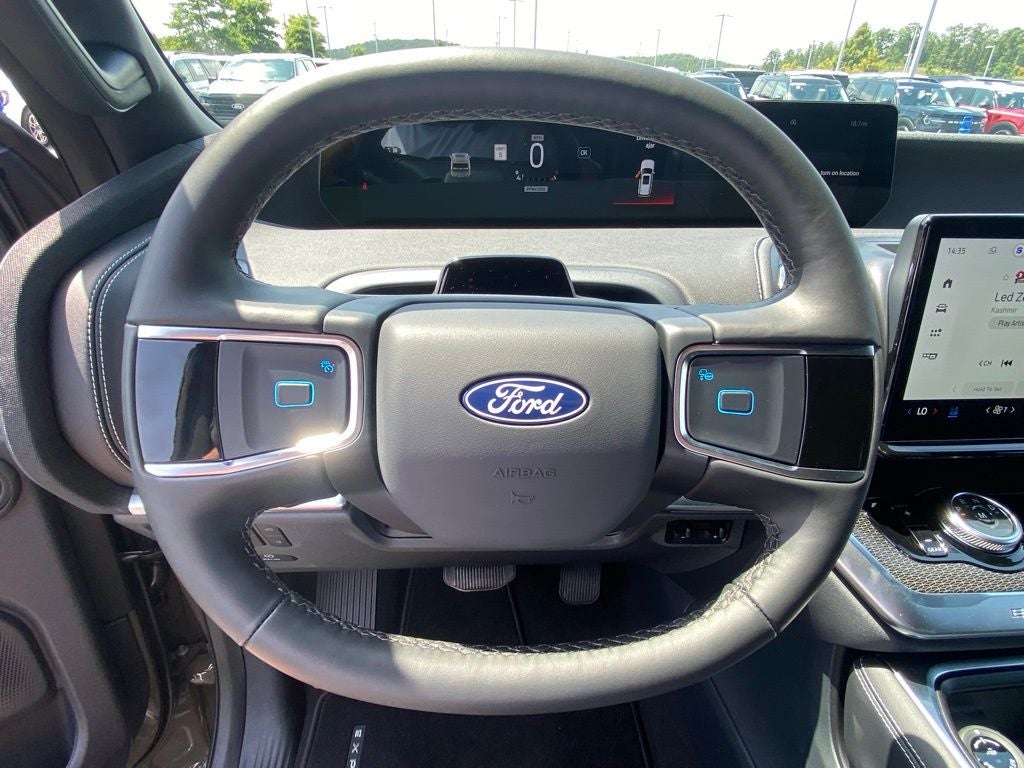 2027 Ford Expedition Platinum