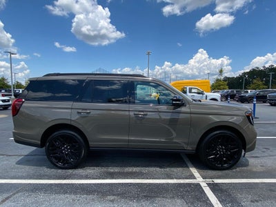 2027 Ford Expedition Platinum