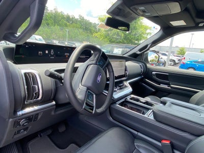 2027 Ford Expedition Platinum