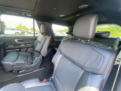 2027 Ford Expedition Platinum