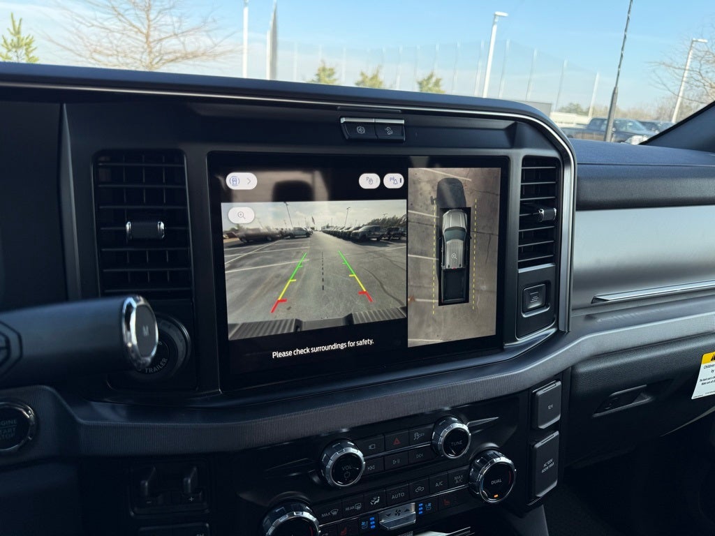 2025 Ford F-250SD Platinum