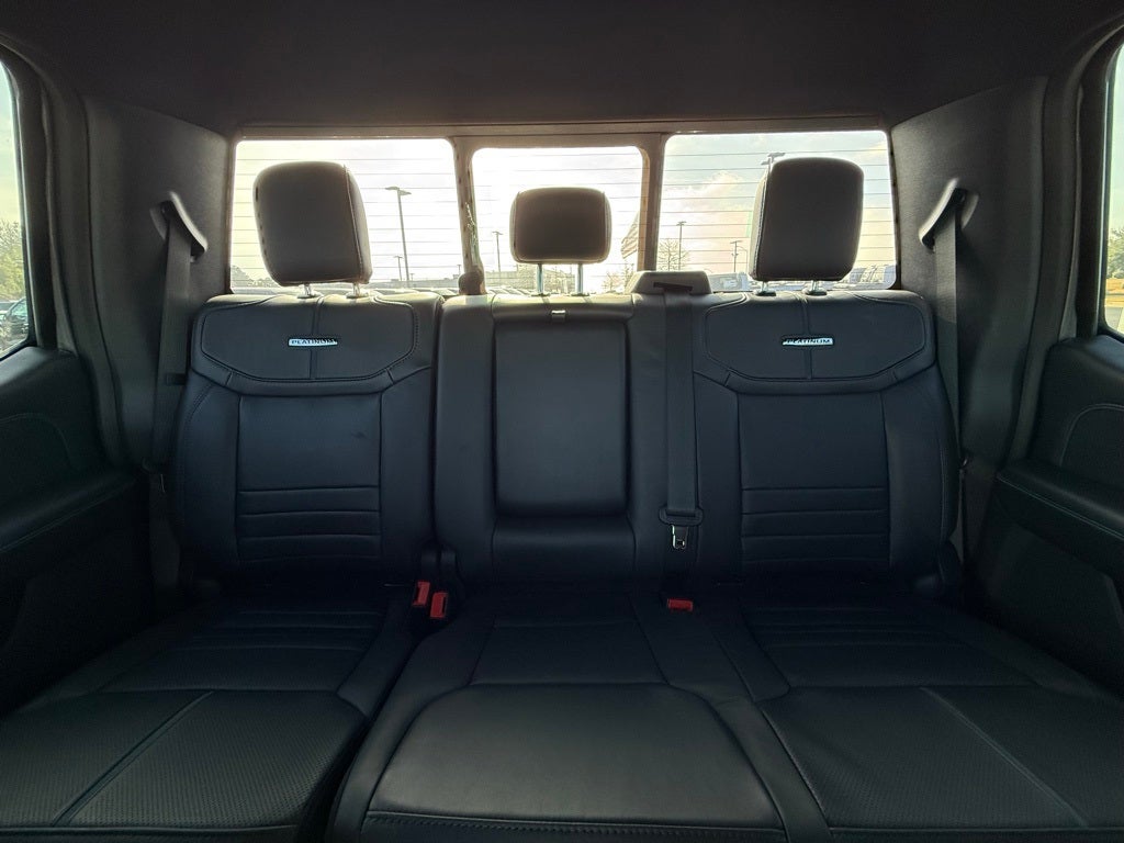 2025 Ford F-250SD Platinum