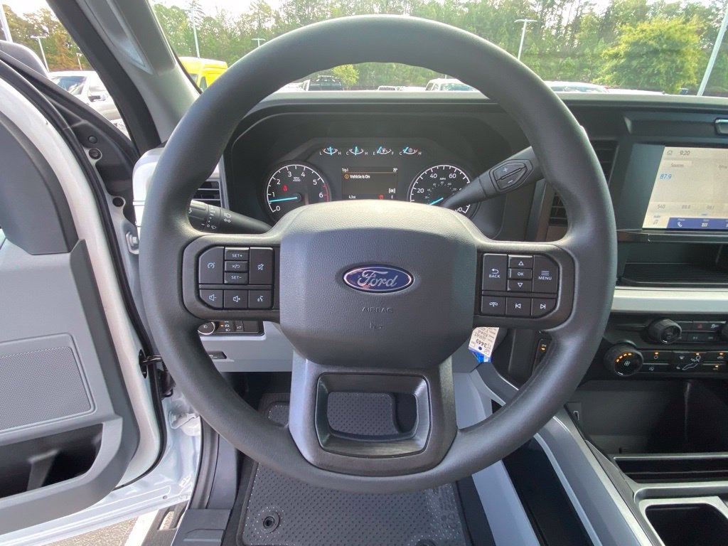 2027 Ford F-250SD XLT