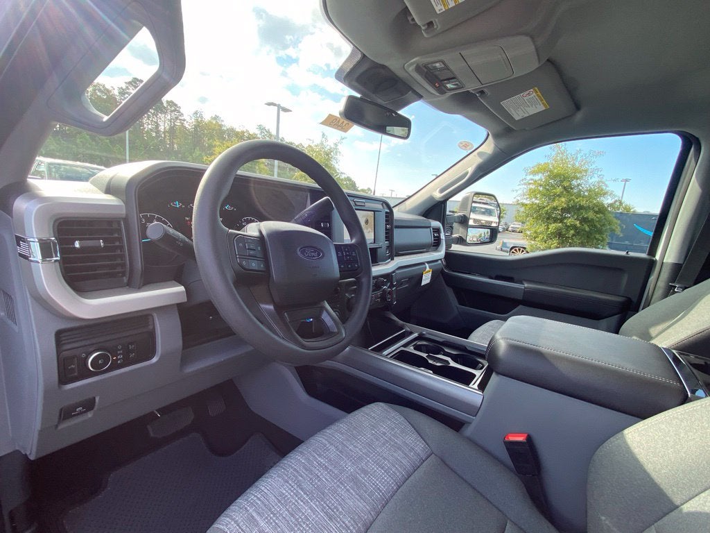 2027 Ford F-250SD XLT