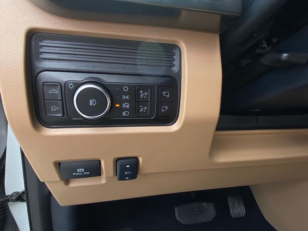 2025 Ford F-350SD Lariat