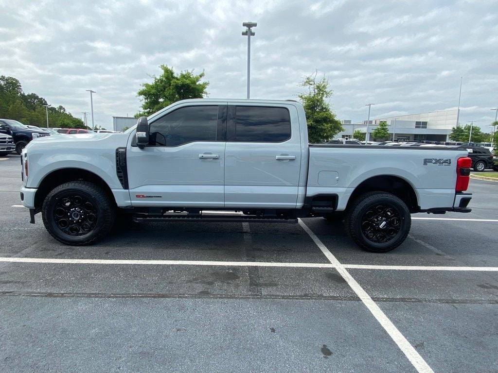 2025 Ford F-350SD Lariat