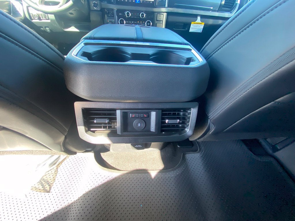 2027 Ford F-350SD Platinum DRW