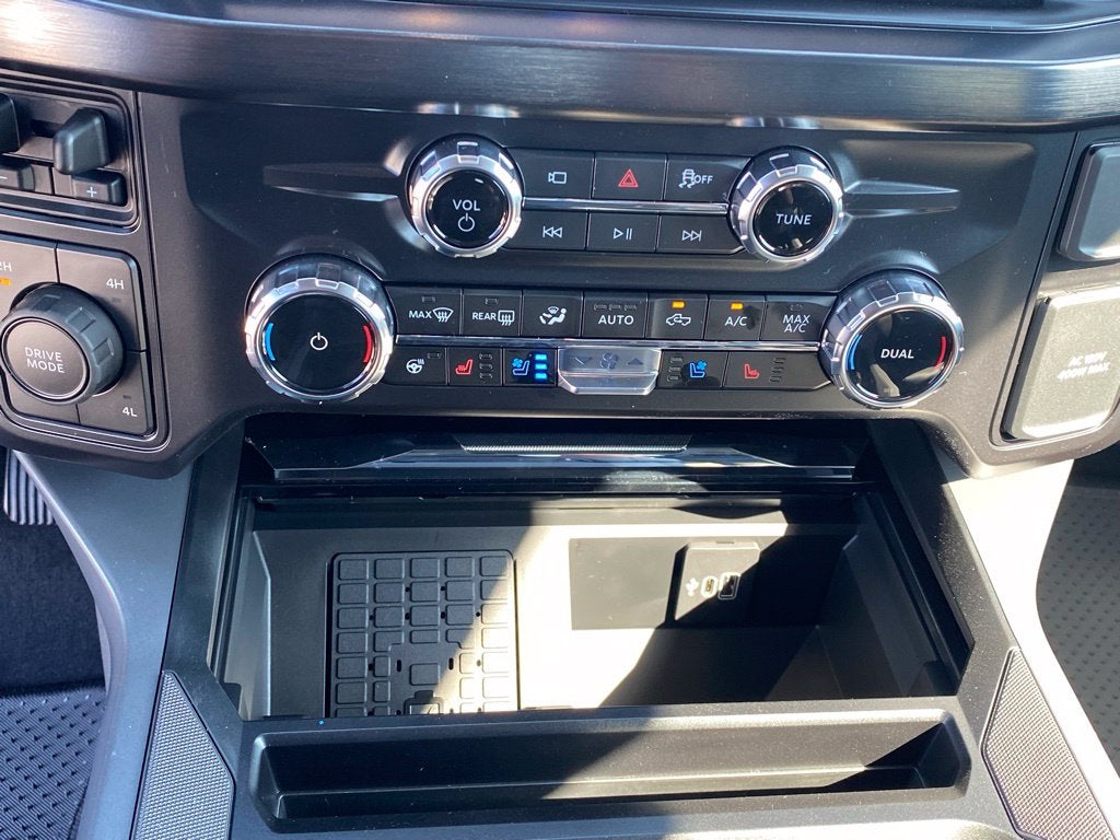 2027 Ford F-350SD Lariat DRW