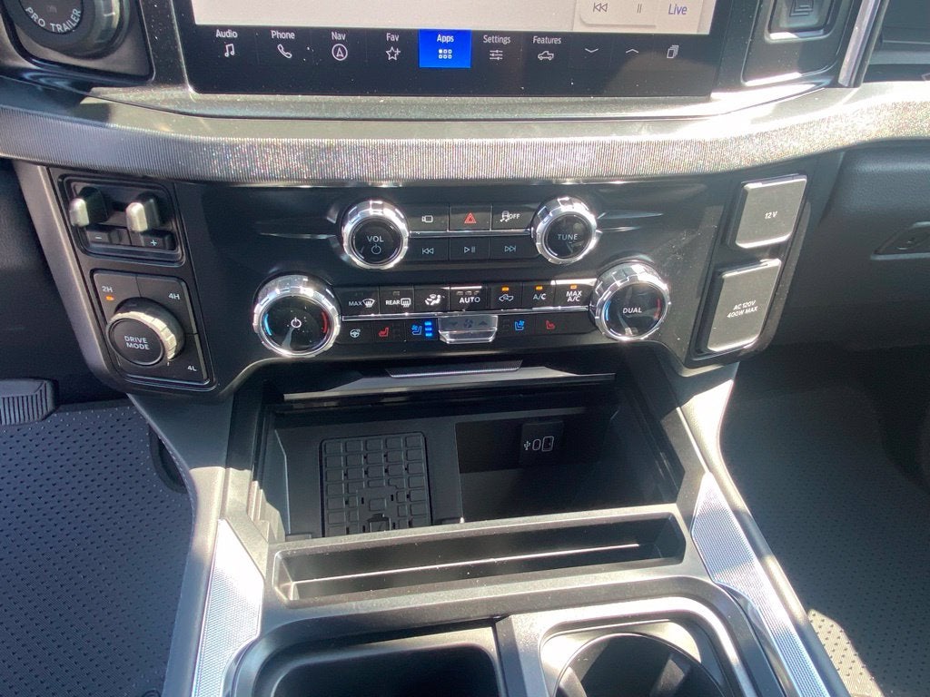 2027 Ford F-350SD Platinum DRW