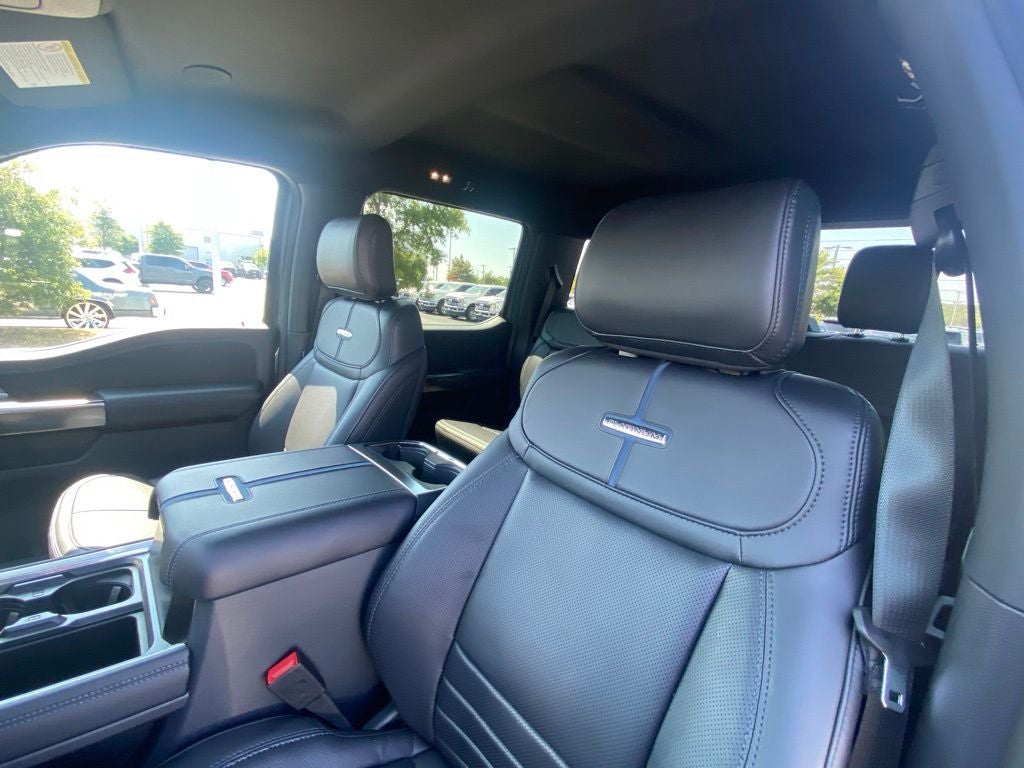 2027 Ford F-350SD Platinum DRW