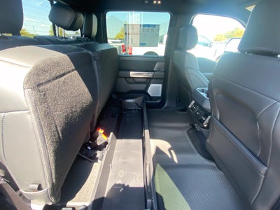 2027 Ford F-350SD Platinum DRW
