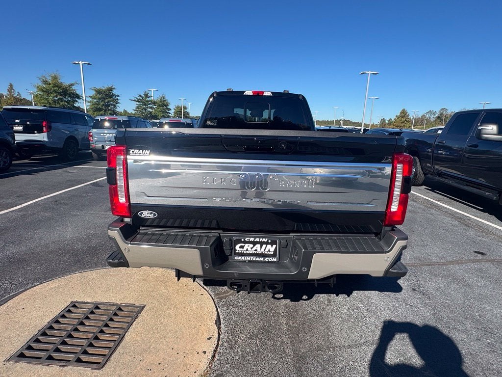 2027 Ford F-350SD King Ranch DRW